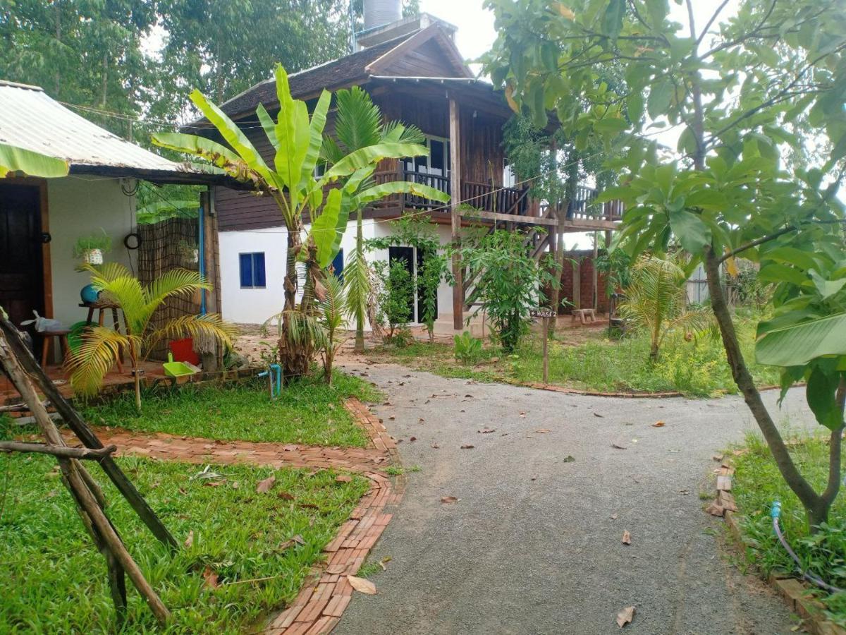 Yi Family Homestay Siem Reap Exterior foto